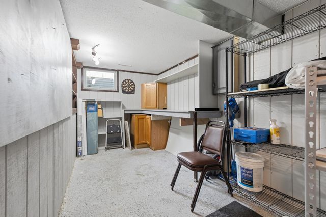 2708 Eastgate Dr. S, Fargo, ND 58103