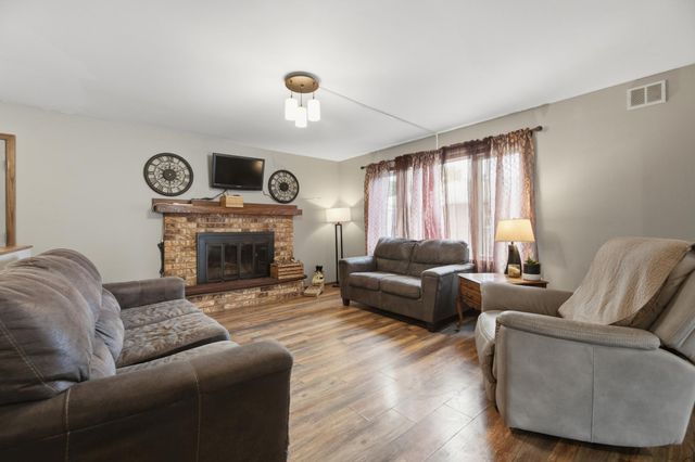 2708 Eastgate Dr. S, Fargo, ND 58103