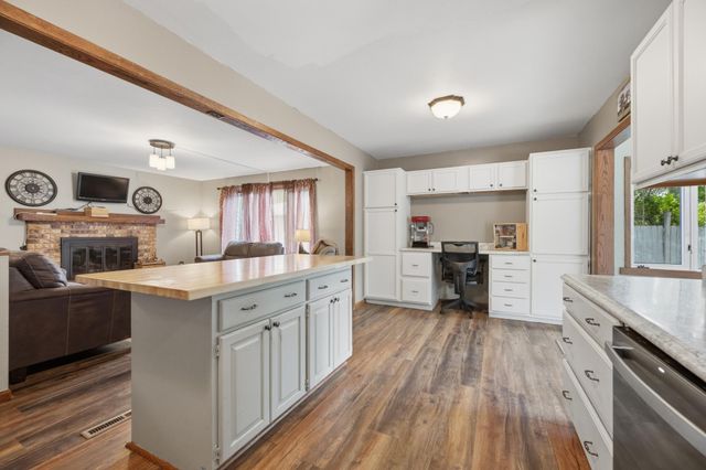 2708 Eastgate Dr. S, Fargo, ND 58103