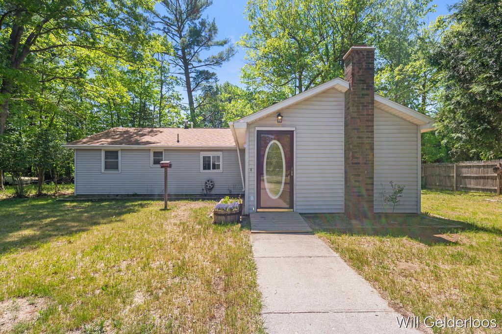 18519 Arthur Road, Big Rapids Twp, MI 49307