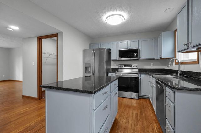 8726 Woodwind Drive, Lewis Center, OH 43035