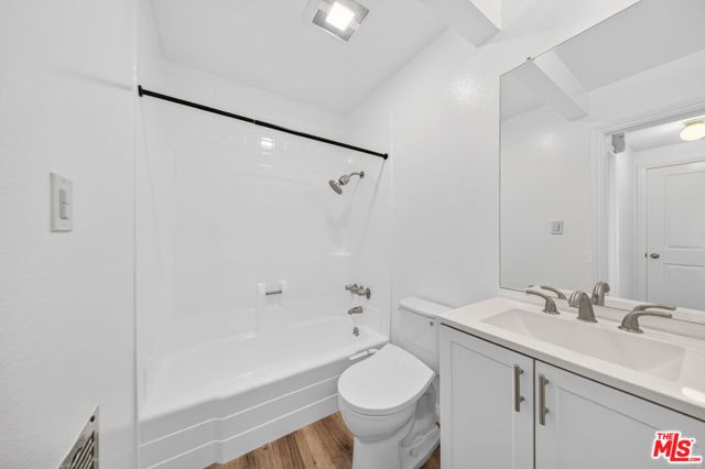 10521 National Boulevard 214, Los Angeles, CA 90034