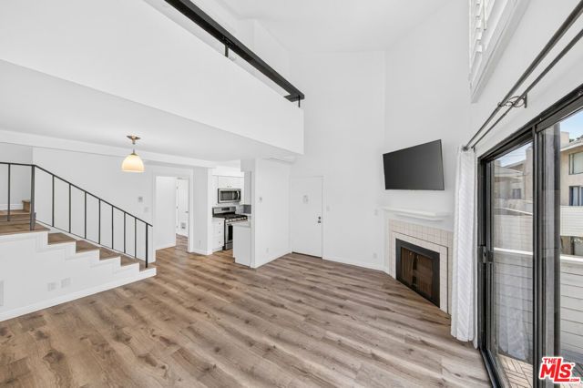 10521 National Boulevard 214, Los Angeles, CA 90034