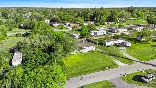 8405 Nault RD, North Fort Myers, FL 33917