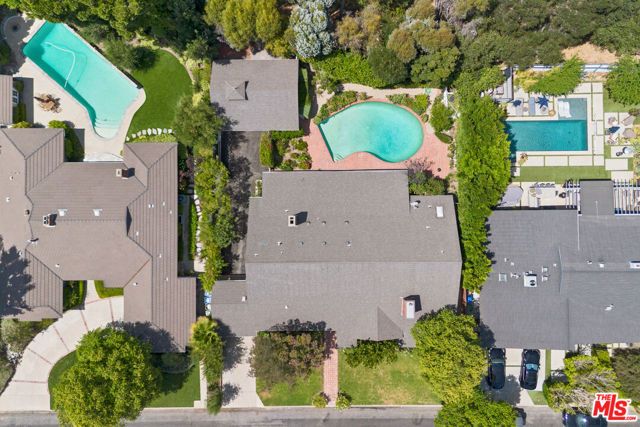 16011 Meadowcrest Road, Los Angeles, CA 91403