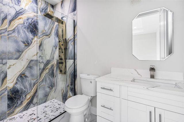 913 E 12th ST, Lehigh Acres, FL 33972