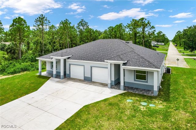 913 E 12th ST, Lehigh Acres, FL 33972