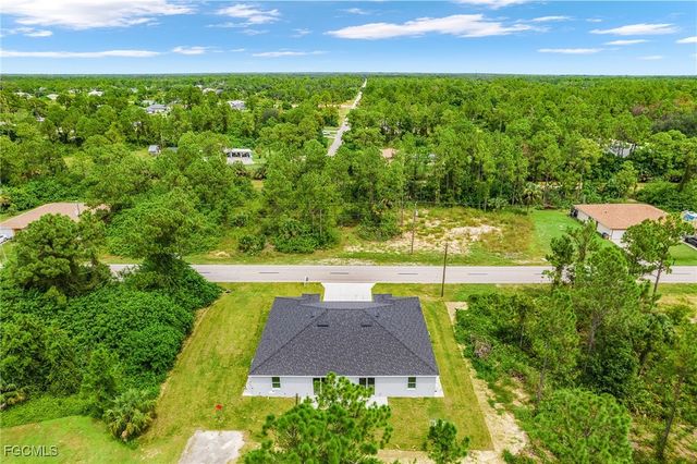 913 E 12th ST, Lehigh Acres, FL 33972