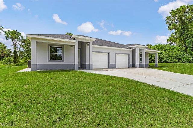 913 E 12th ST, Lehigh Acres, FL 33972