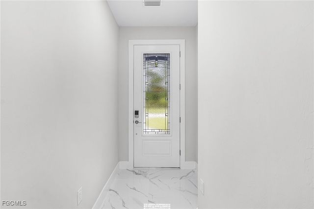 913 E 12th ST, Lehigh Acres, FL 33972