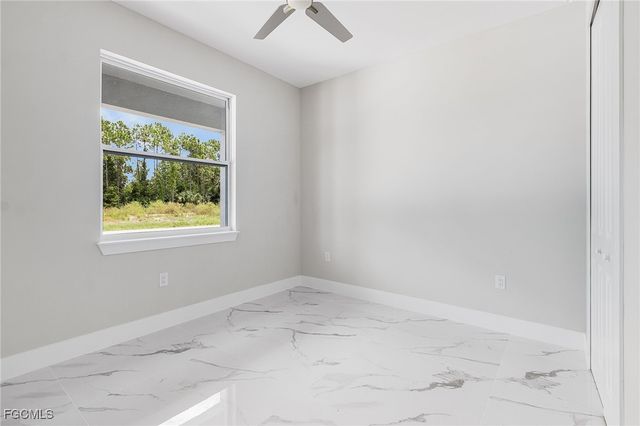 913 E 12th ST, Lehigh Acres, FL 33972