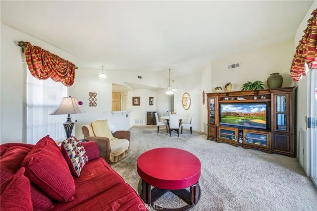 28281 Via Cascadita, Menifee, CA 92585