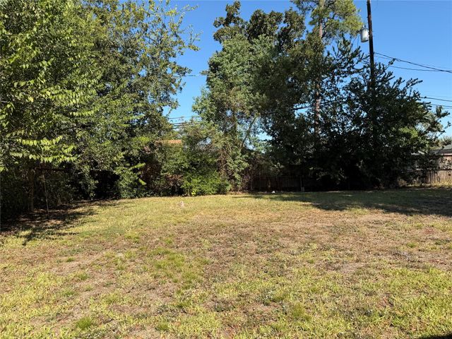 9331 Laura Koppe Road, Houston, TX 77078