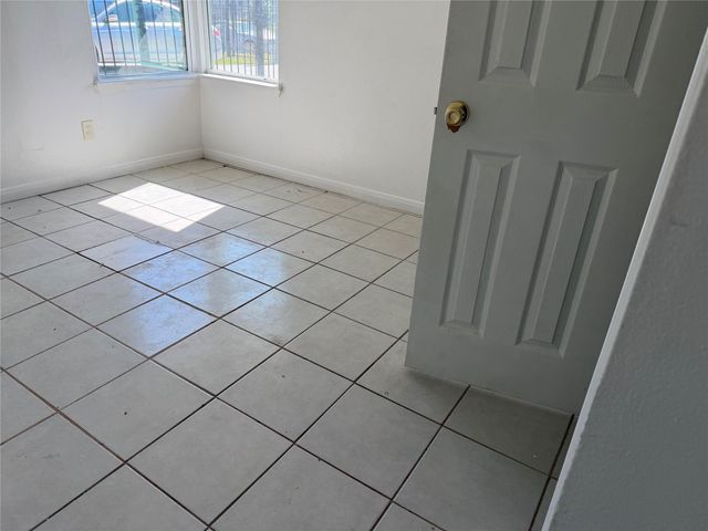 9331 Laura Koppe Road, Houston, TX 77078