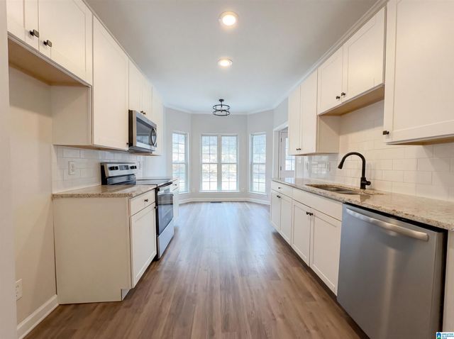 1250 LAKESIDE DRIVE, Adamsville, AL 35111