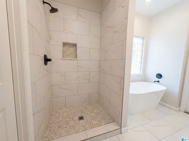 1250 LAKESIDE DRIVE, Adamsville, AL 35111