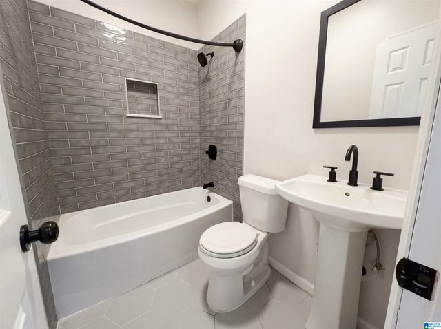 1250 LAKESIDE DRIVE, Adamsville, AL 35111