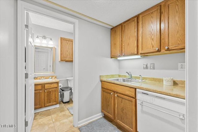 1109 Windsor Lane, Johnson City, TN 37601