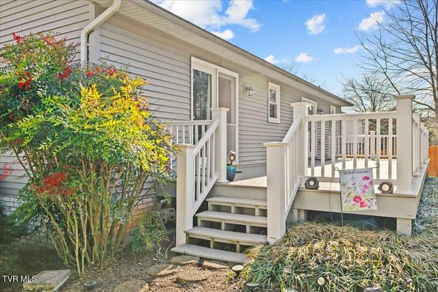 1109 Windsor Lane, Johnson City, TN 37601