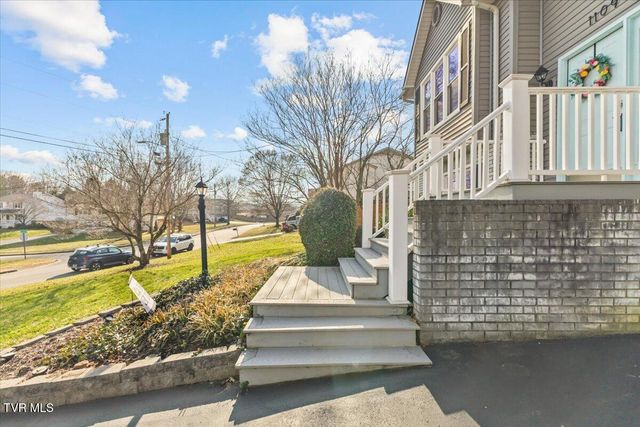 1109 Windsor Lane, Johnson City, TN 37601