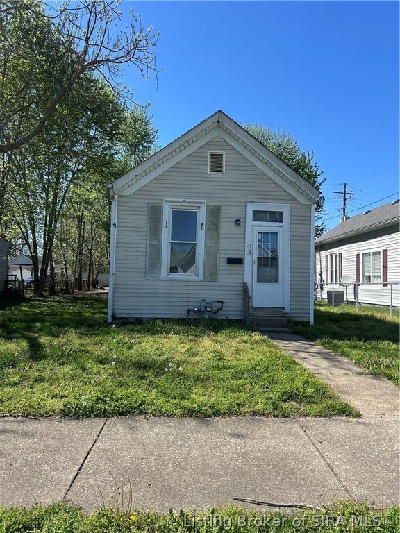 1135 Chartres Street, New Albany, IN 47150