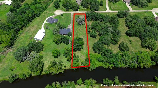 1249 Angus Court, Angleton, TX 77515