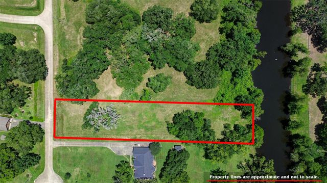 1249 Angus Court, Angleton, TX 77515