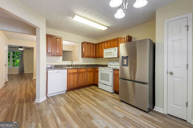 2808 Valley Green Drive, Gainesville, GA 30504
