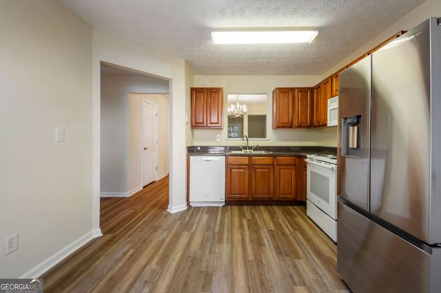 2808 Valley Green Drive, Gainesville, GA 30504
