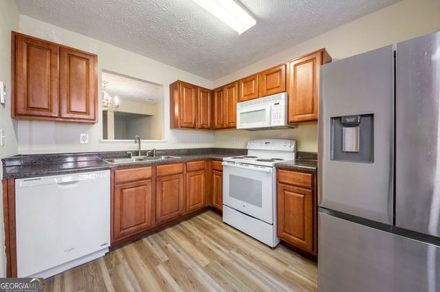 2808 Valley Green Drive, Gainesville, GA 30504