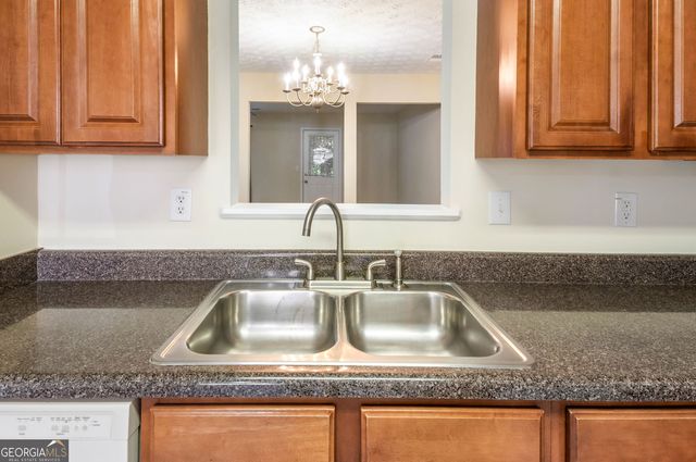 2808 Valley Green Drive, Gainesville, GA 30504