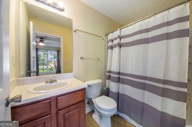 2808 Valley Green Drive, Gainesville, GA 30504