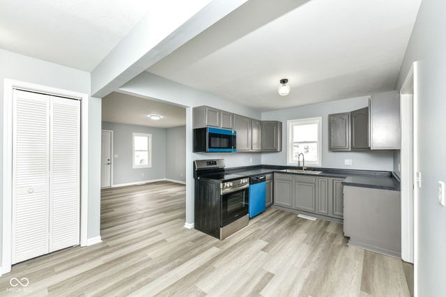 3244 S 200 E, Anderson, IN 46017