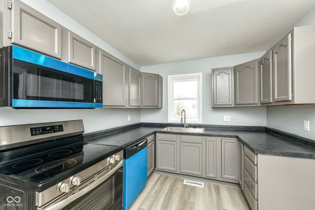 3244 S 200 E, Anderson, IN 46017