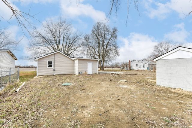 3244 S 200 E, Anderson, IN 46017