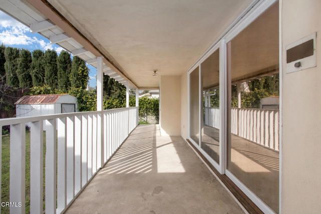 6425 Columbus Avenue, Los Angeles, CA 91411