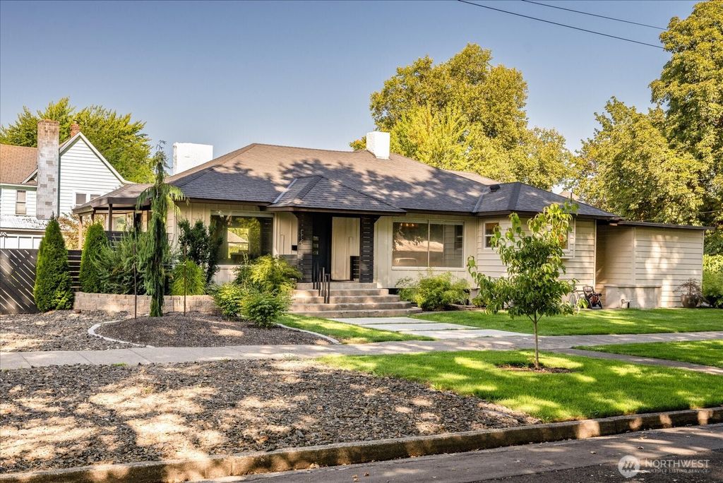 114 S Madison Street, Walla Walla, WA 99362