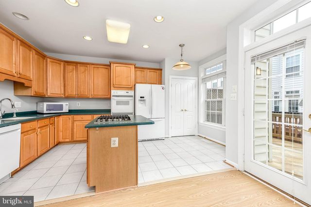 8105 QUINN TER, Vienna, VA 22180