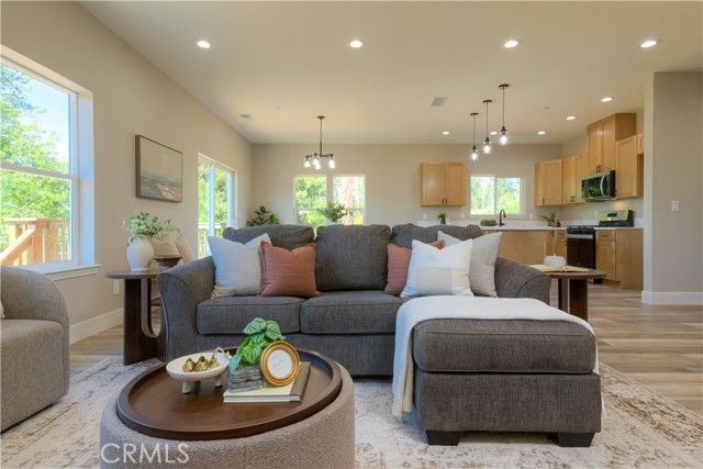 5963 Del Mar Avenue, Paradise, CA 95969