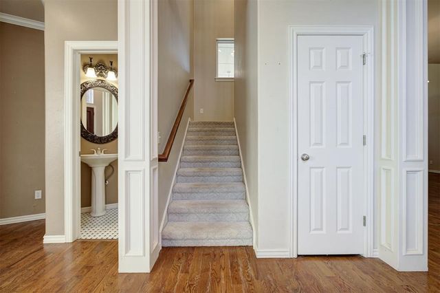 236 Olde Brook Court, Norman, OK 73072