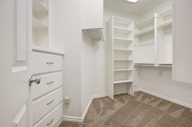 236 Olde Brook Court, Norman, OK 73072