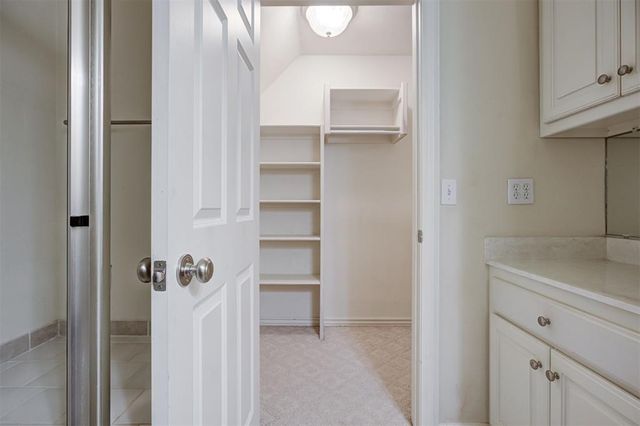 236 Olde Brook Court, Norman, OK 73072