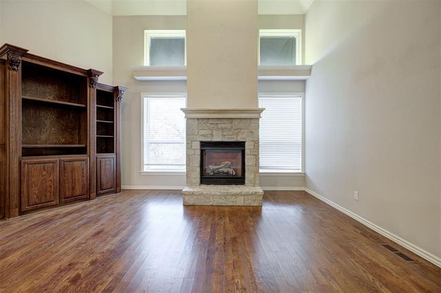 236 Olde Brook Court, Norman, OK 73072