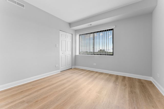 2451 W Howard Street 509, Chicago, IL 60645