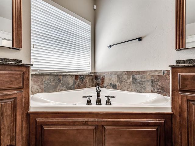 3012 Skye Ridge Drive, Norman, OK 73069