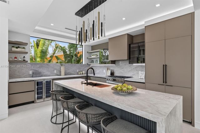 604 SW 7th St, Fort Lauderdale, FL 33315