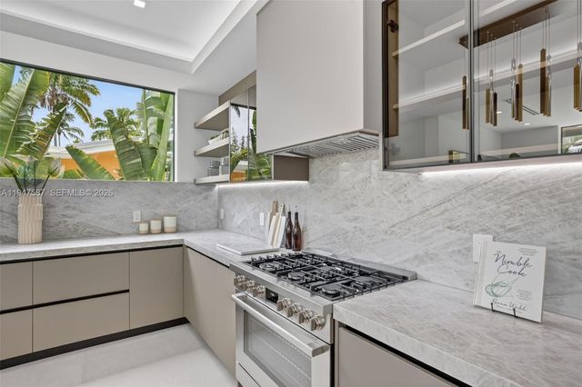 604 SW 7th St, Fort Lauderdale, FL 33315