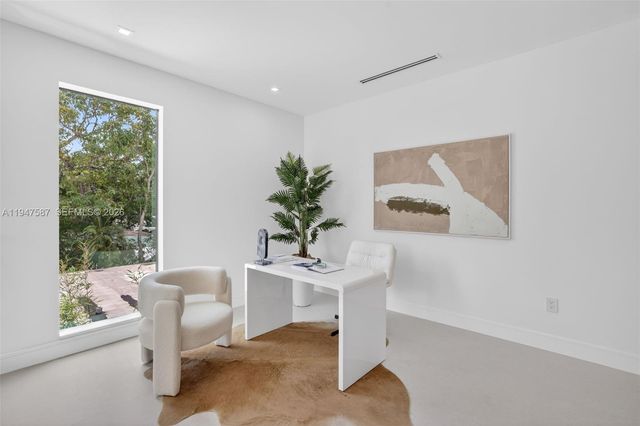 604 SW 7th St, Fort Lauderdale, FL 33315