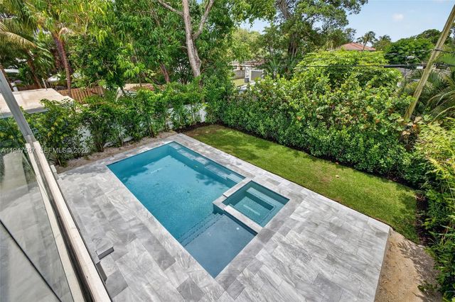 604 SW 7th St, Fort Lauderdale, FL 33315