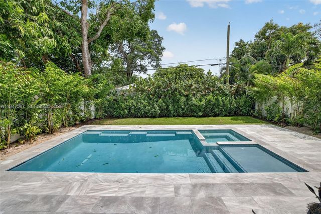 604 SW 7th St, Fort Lauderdale, FL 33315